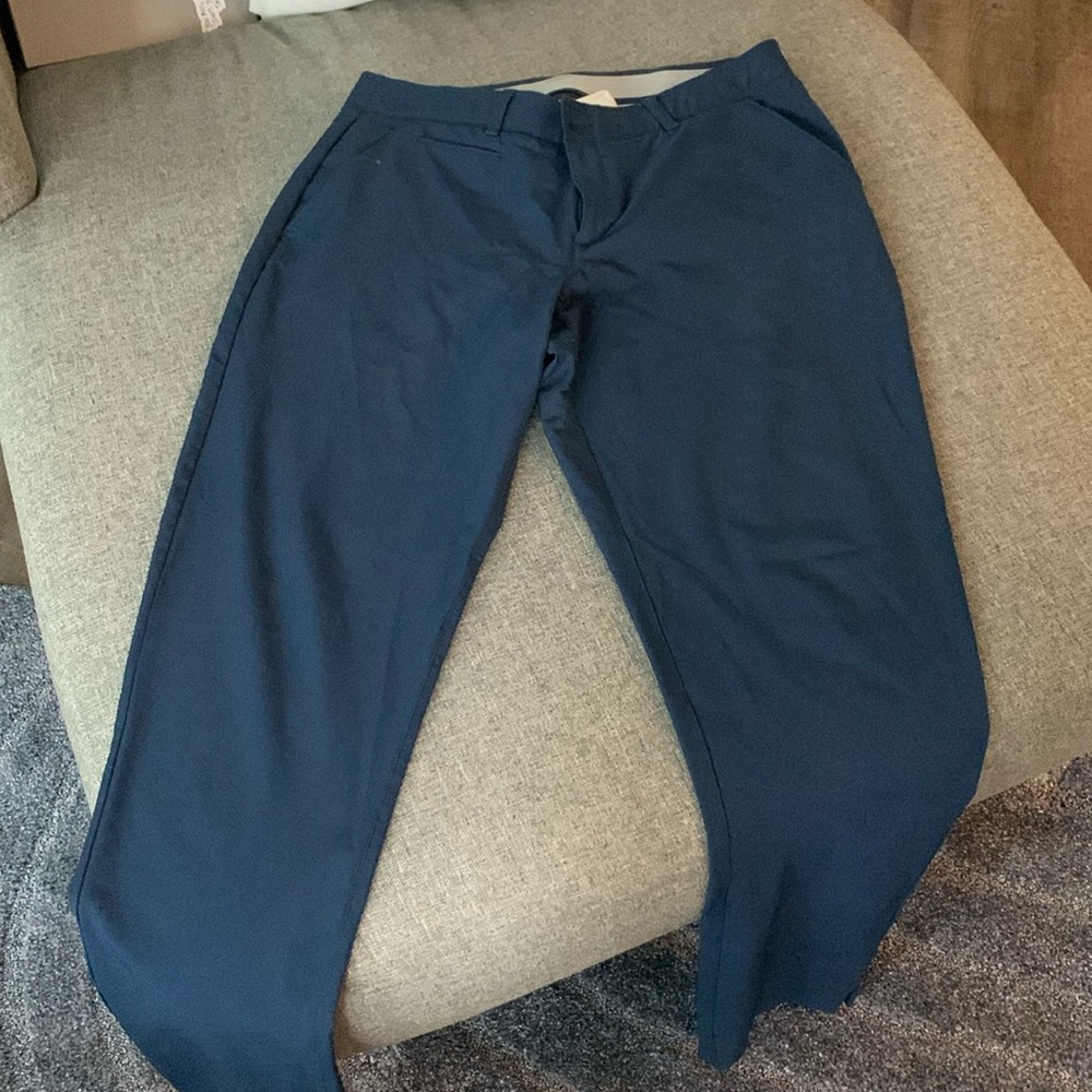 Women’s Under Armour Navy Golf or Work Pants size 12